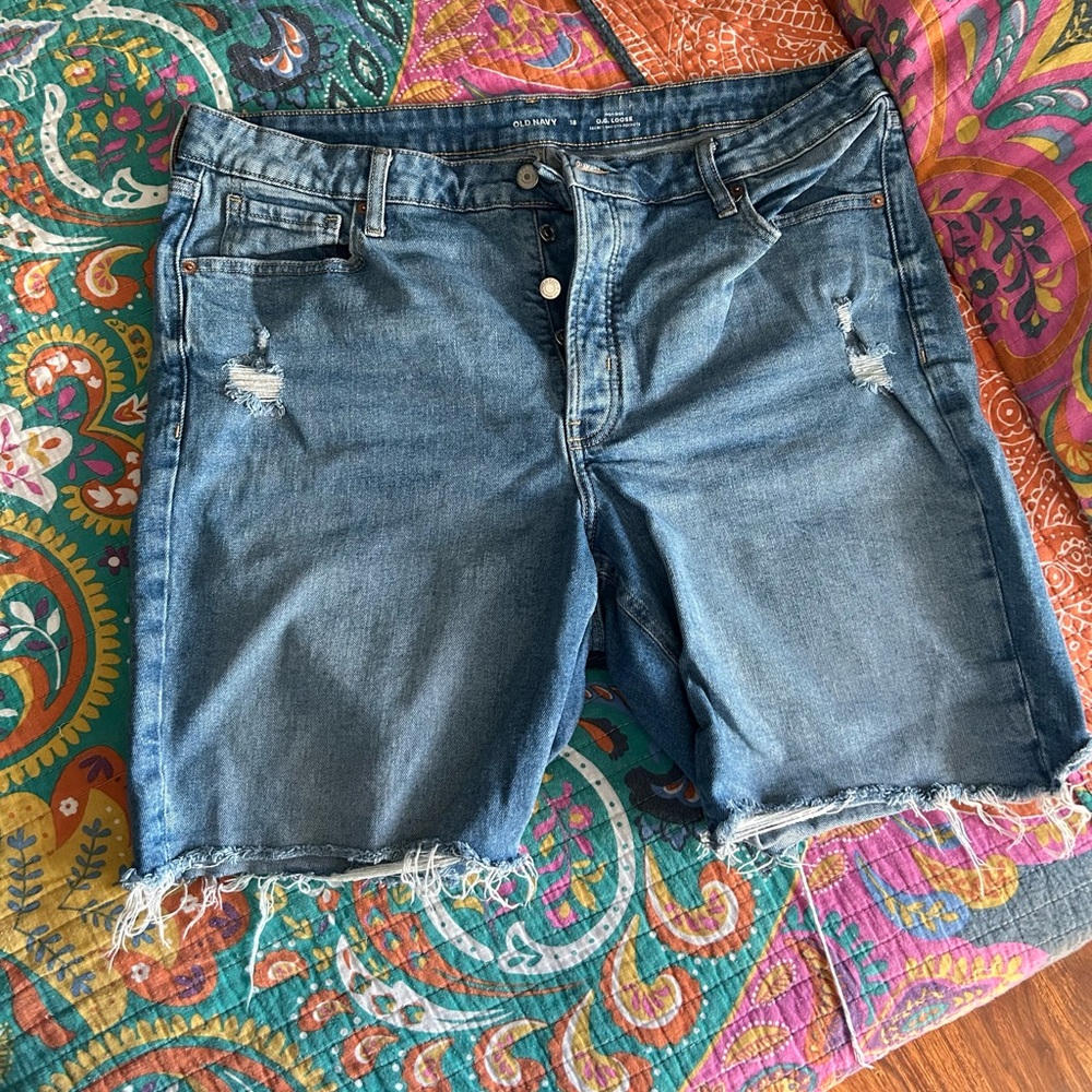 Old Navy high rise shorts, OG loose style in size 18
